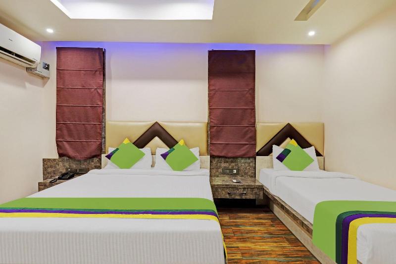 Itsy Hotels Ransu Residency image