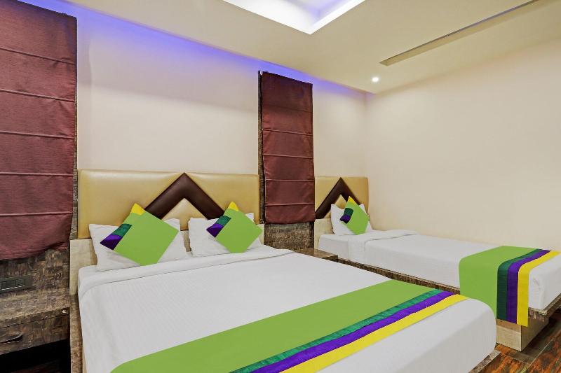 Itsy Hotels Ransu Residency image