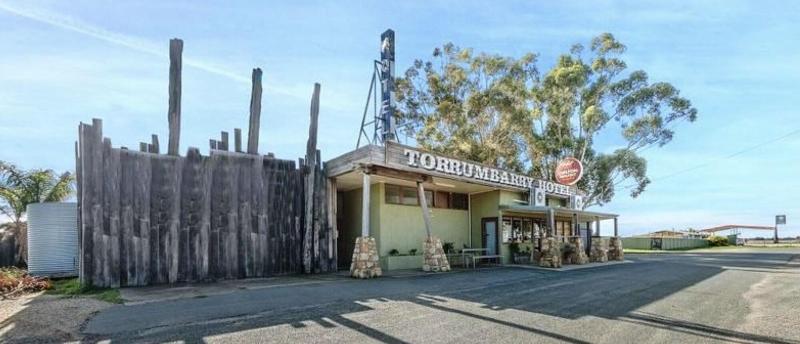 Torrumbarry Motel 3