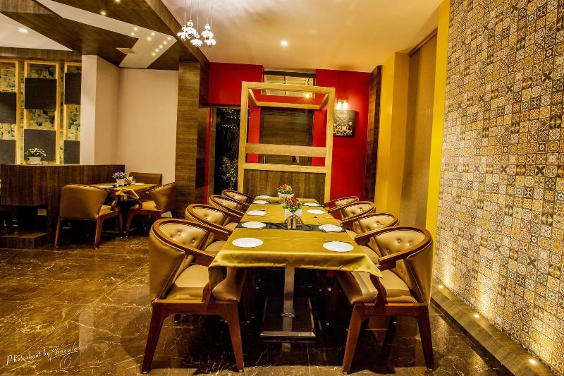 Hotel Prabha Palace