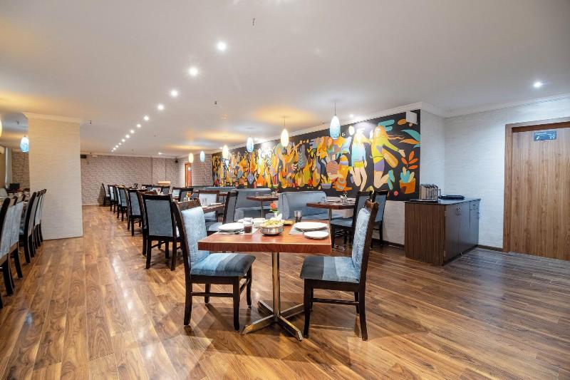 Hotel Seasons Inn