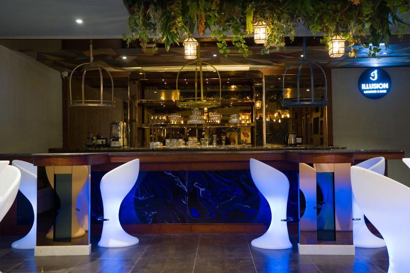 Hotel Clarks Inn Suites Kangra image