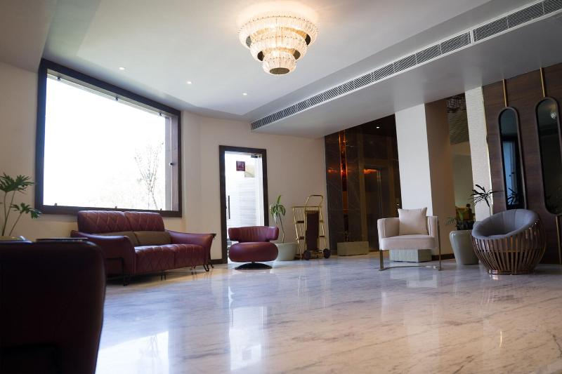 Hotel Clarks Inn Suites Kangra image