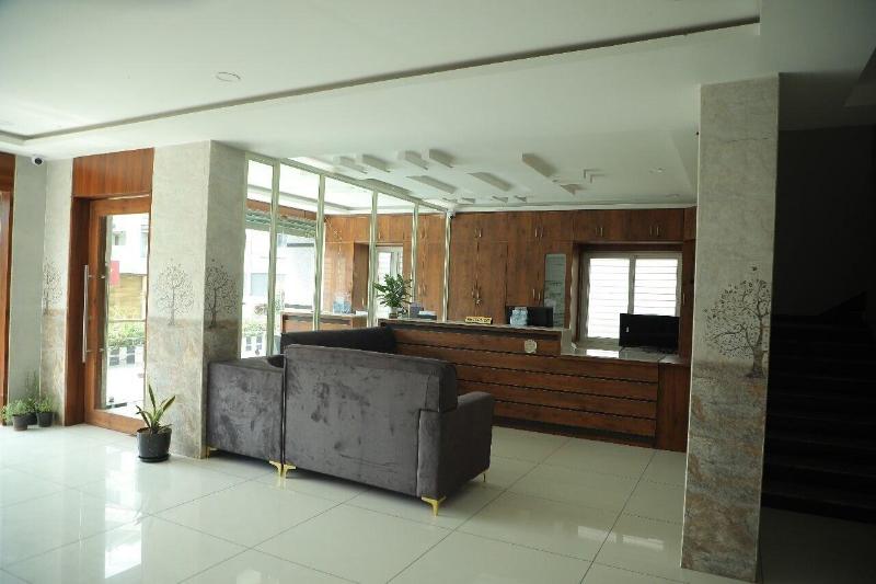 Hotel Roi Inn — view