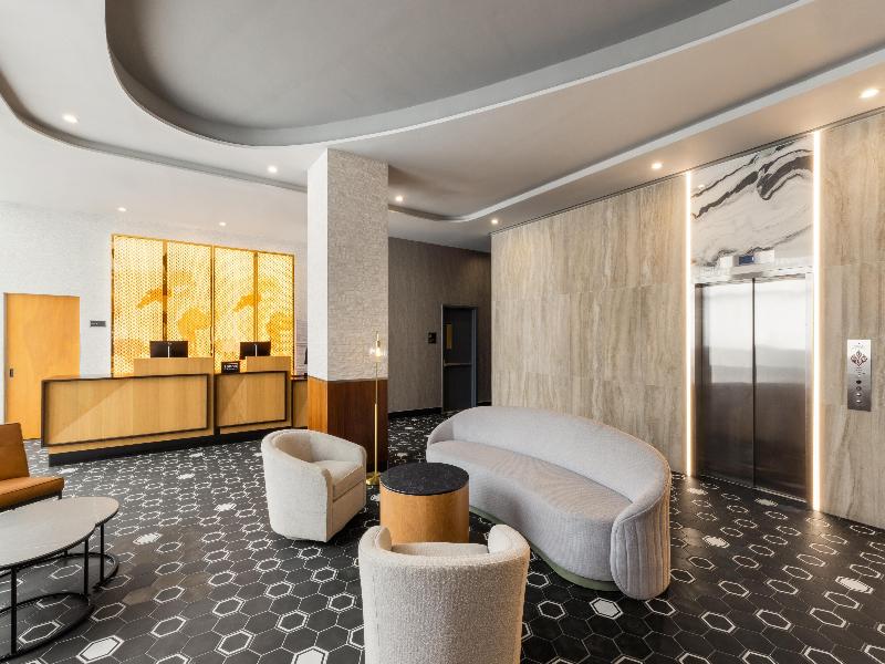 DoubleTree by Hilton Long Island City, NY image