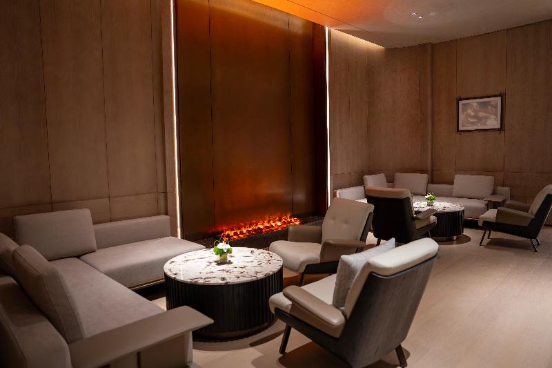 Crowne Plaza Jingmen image
