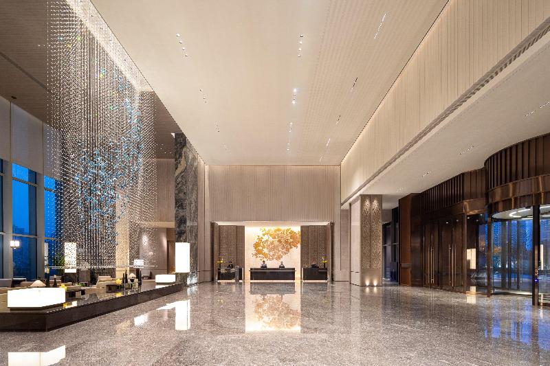 Crowne Plaza Jingmen image