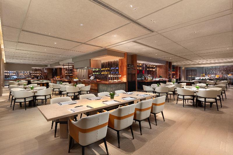 Crowne Plaza Jingmen image