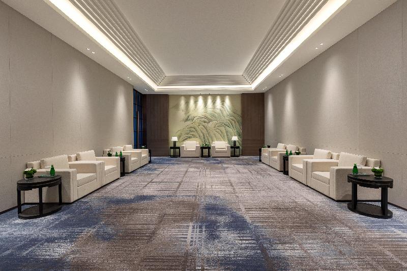 Crowne Plaza Jingmen image