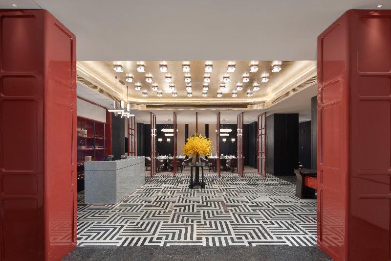 Crowne Plaza Jingmen image