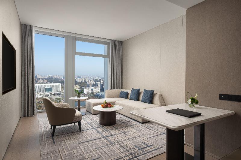 Crowne Plaza Jingmen image