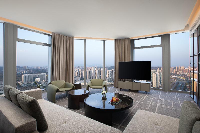 Crowne Plaza Jingmen image