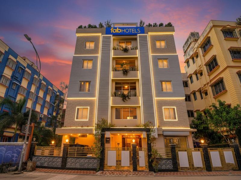 Fabhotel Anchorage Inn image