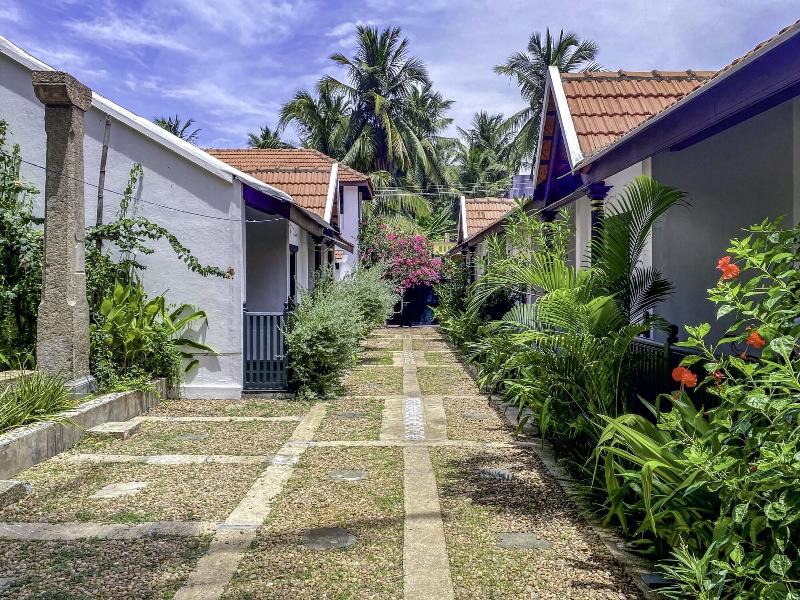 Neemrana's Coconut Alley image