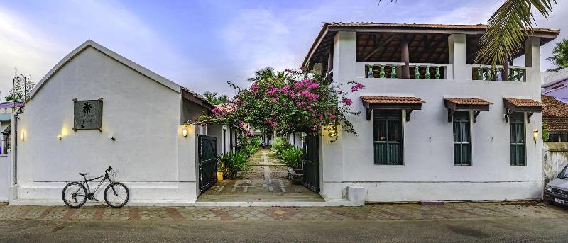 Neemrana's Coconut Alley image