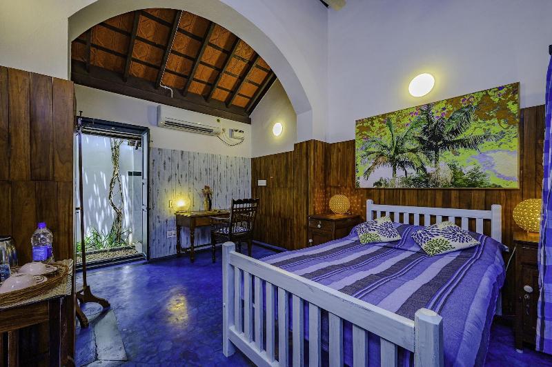 Neemrana's Coconut Alley image