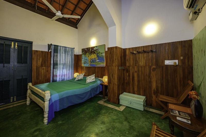 Neemrana's Coconut Alley image