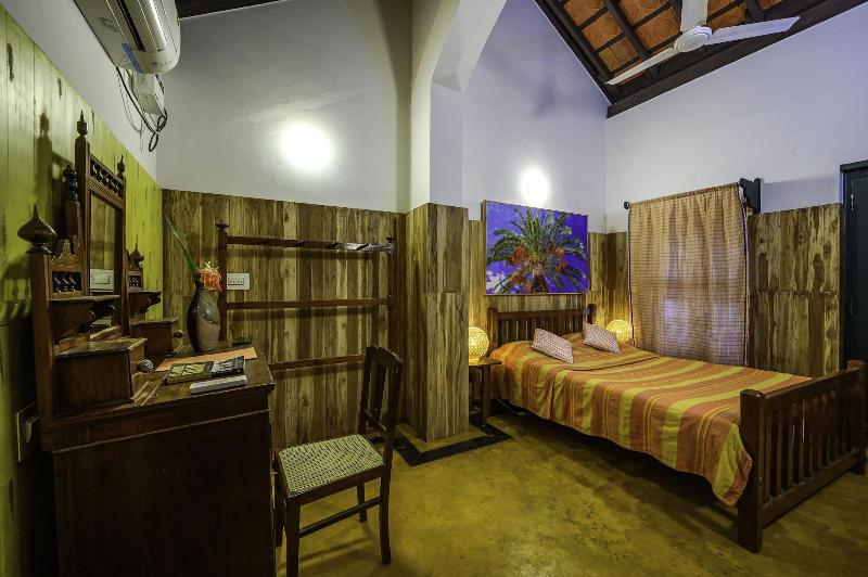 Neemrana's Coconut Alley image