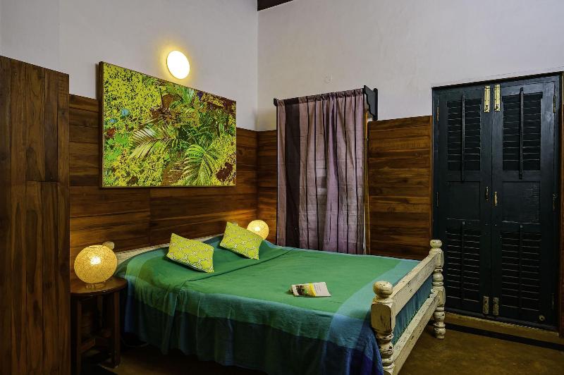Neemrana's Coconut Alley image