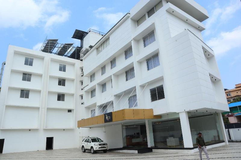 Hotel Seven Lights image