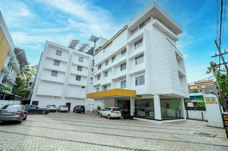 Hotel Seven Lights image