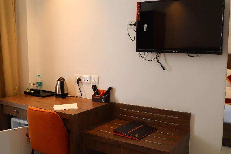 Hotel Seven Lights image