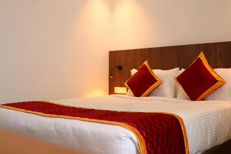 Hotel Seven Lights image