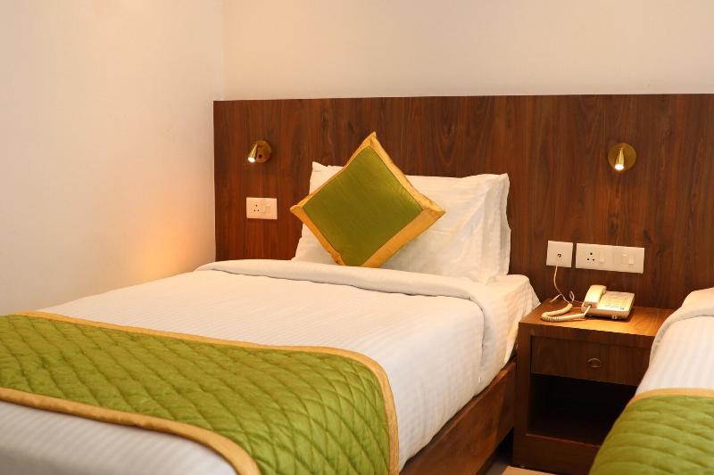 Hotel Seven Lights image
