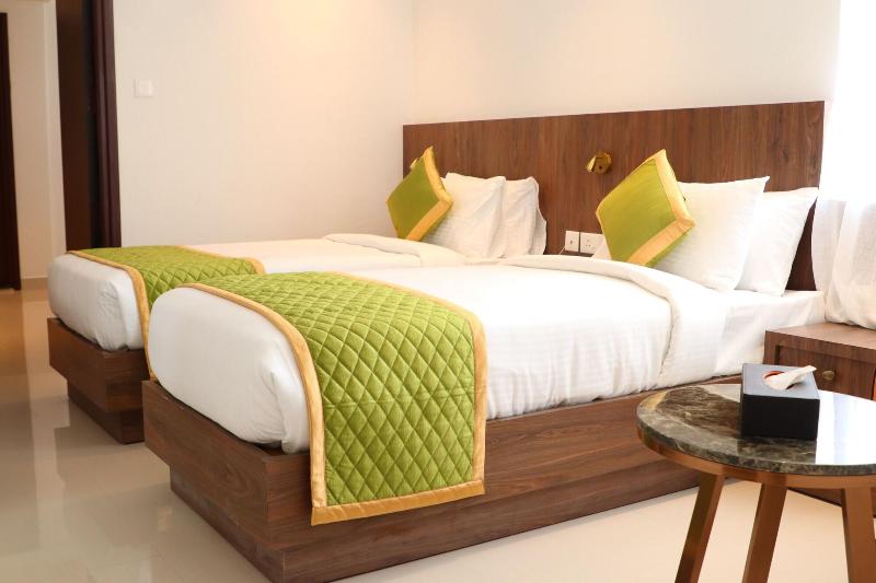 Hotel Seven Lights image