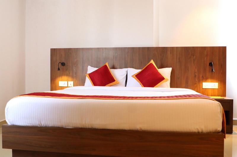 Hotel Seven Lights image