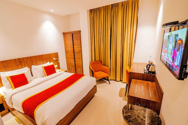 Hotel Seven Lights image