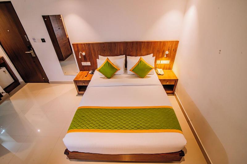 Hotel Seven Lights image