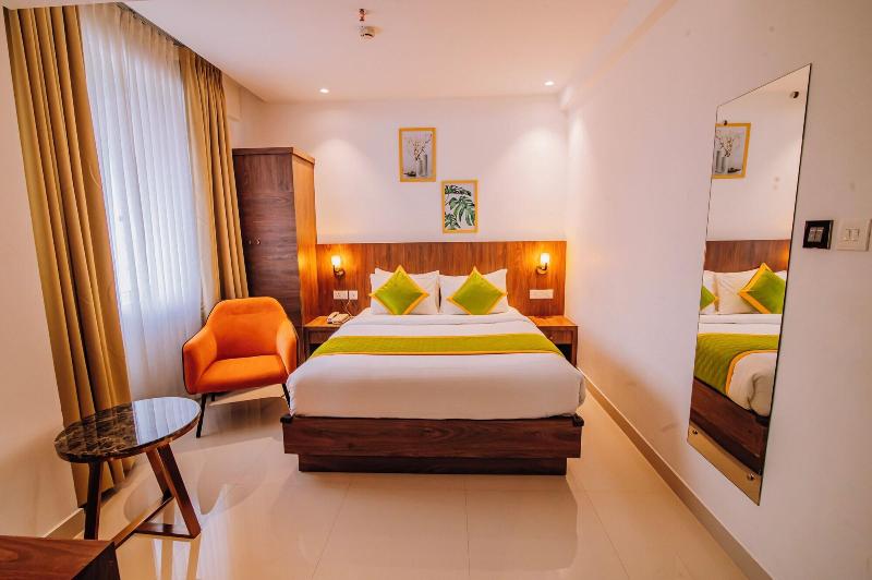 Hotel Seven Lights image