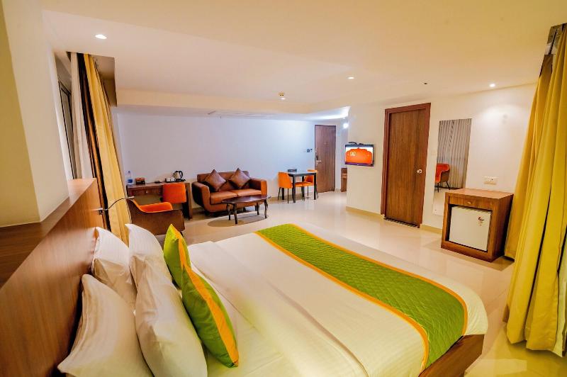 Hotel Seven Lights image