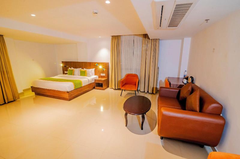 Hotel Seven Lights image