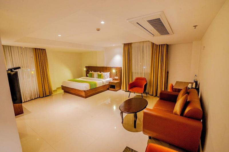 Hotel Seven Lights image