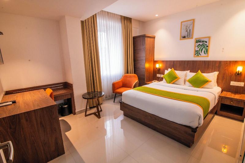 Hotel Seven Lights image