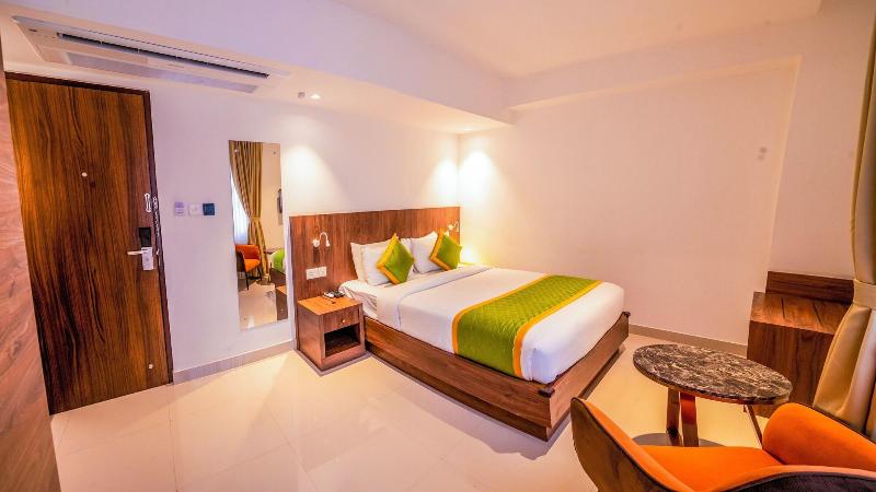Hotel Seven Lights image