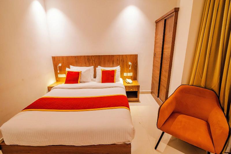 Hotel Seven Lights image