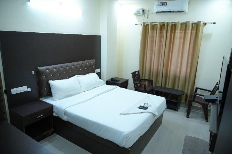 Pph Living Royal Gs Comforts image