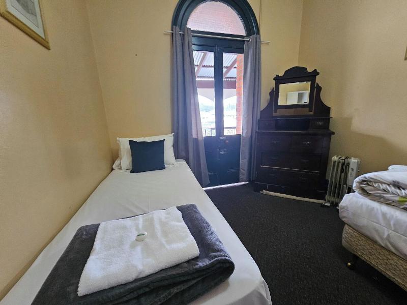 Bellbird Hotel image