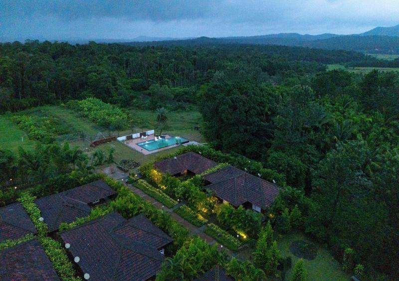 Clover Holiday Village