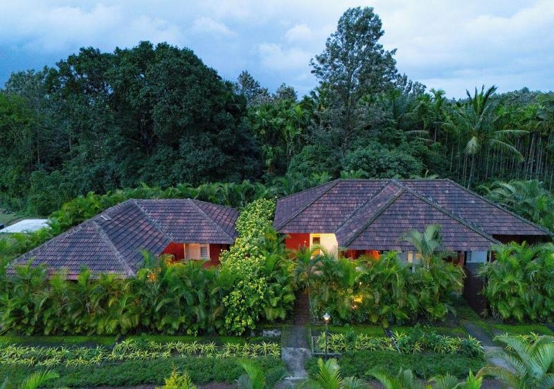 Clover Holiday Village