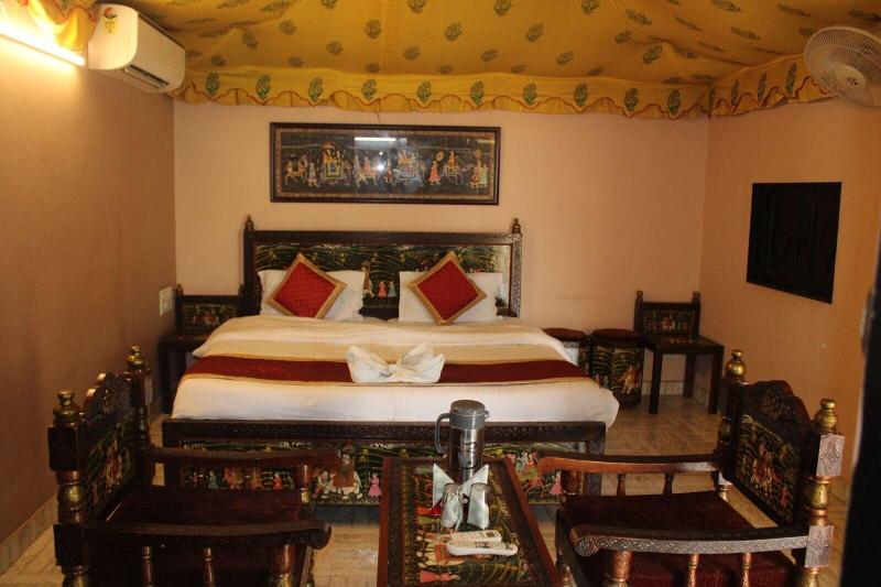 Hotel Royal Amar image