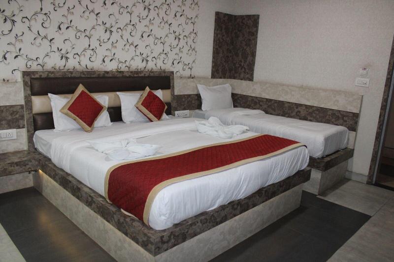 Hotel Royal Amar image