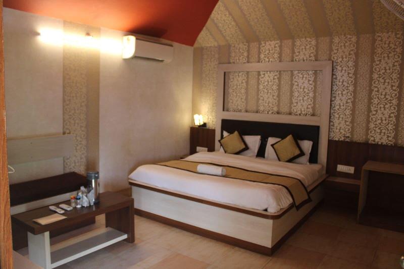 Hotel Royal Amar image