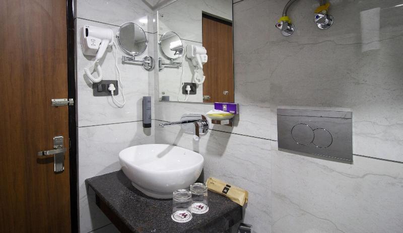Mount Lungta Boutique Hotel & Spa image