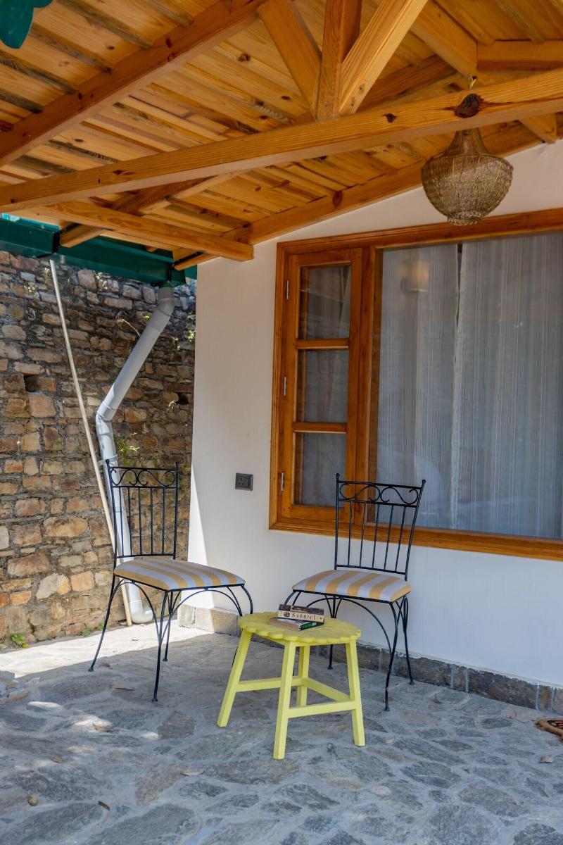 Seclude Ramgarh Willows image