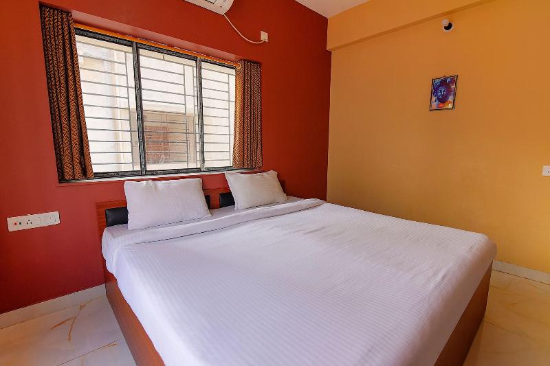 Fabhotel Amar Raj Inn — exterior view