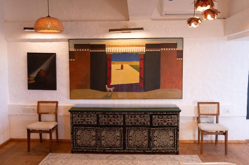 Chonor House image